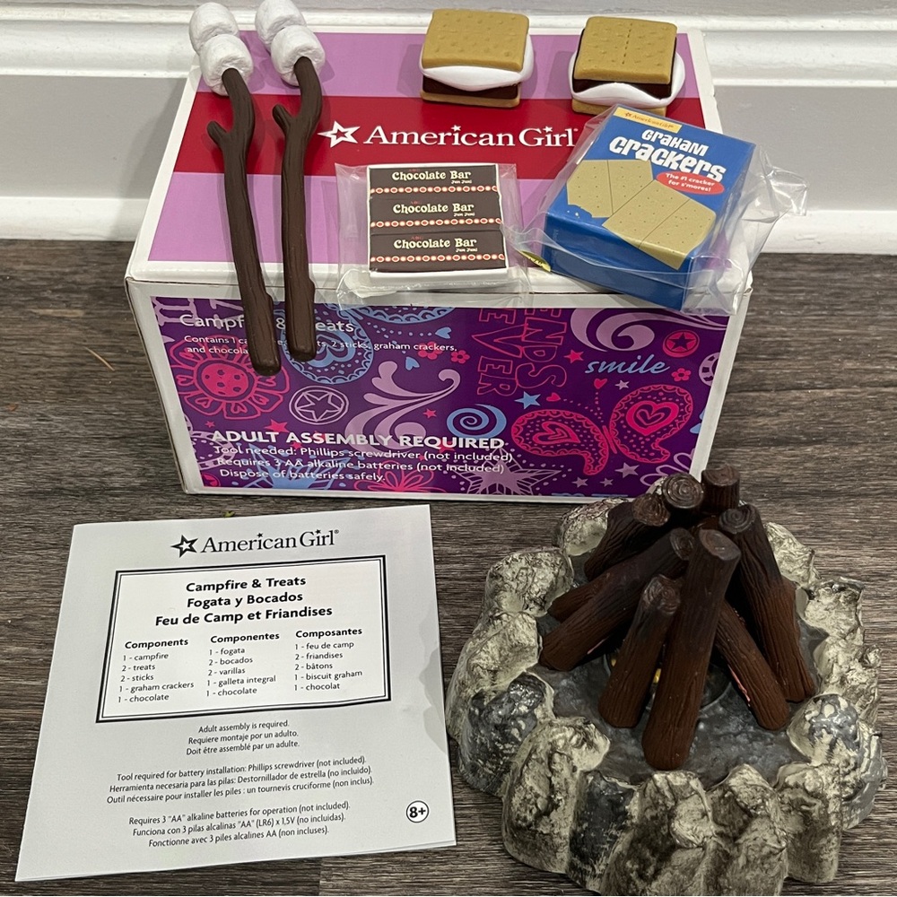 American Girl Campfire & Treats Set  | NEW IN BOX  |  RETIRED 2010